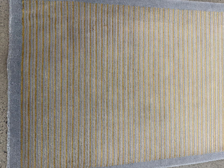 2'x3' 100% Wool Nepali Hand Knotted Area Rug