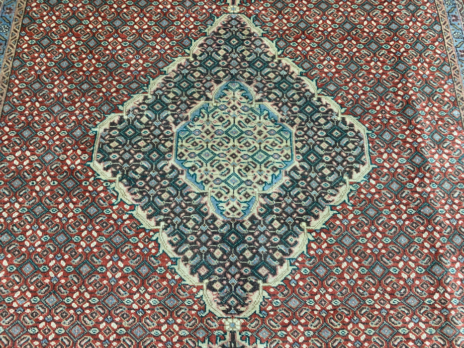 6’5” × 9’4” Hand-Knotted Persian Bijar Wool Rug – Rust Red Mahi Design with Medallion