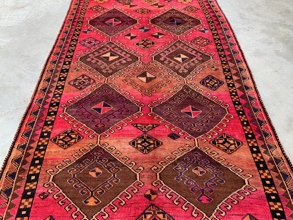 Handmade Persian Wool Area Rug 7x10 - Pink Tribal Geometric Persian Style Rug - Exact Size 9'4" x 5'7" - KBHM-671