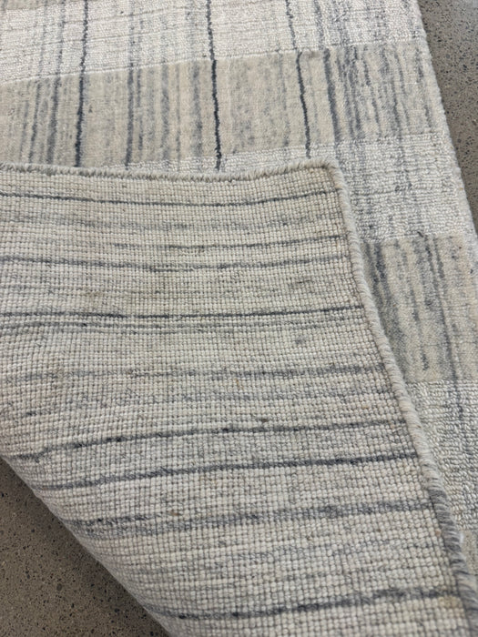 2'x3' 100% Wool Nepali Hand Knotted Area Rug