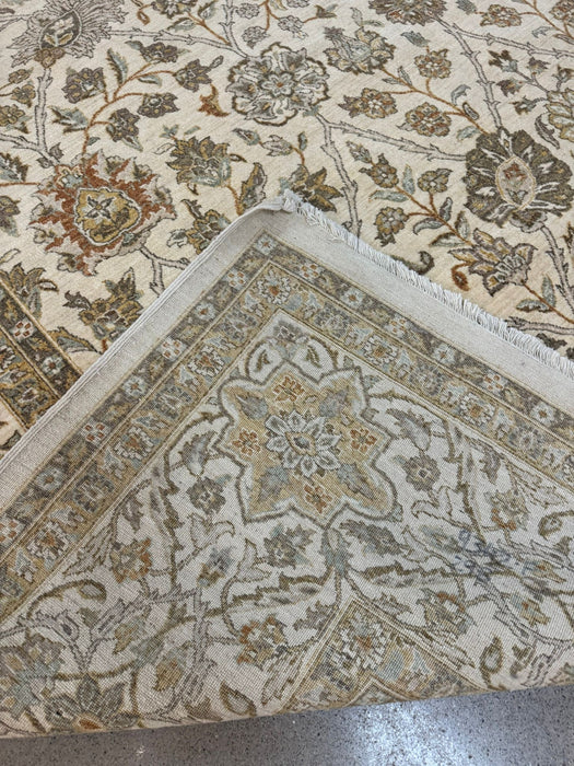 10'X14' Hand Knotted 100% Wool Area rug