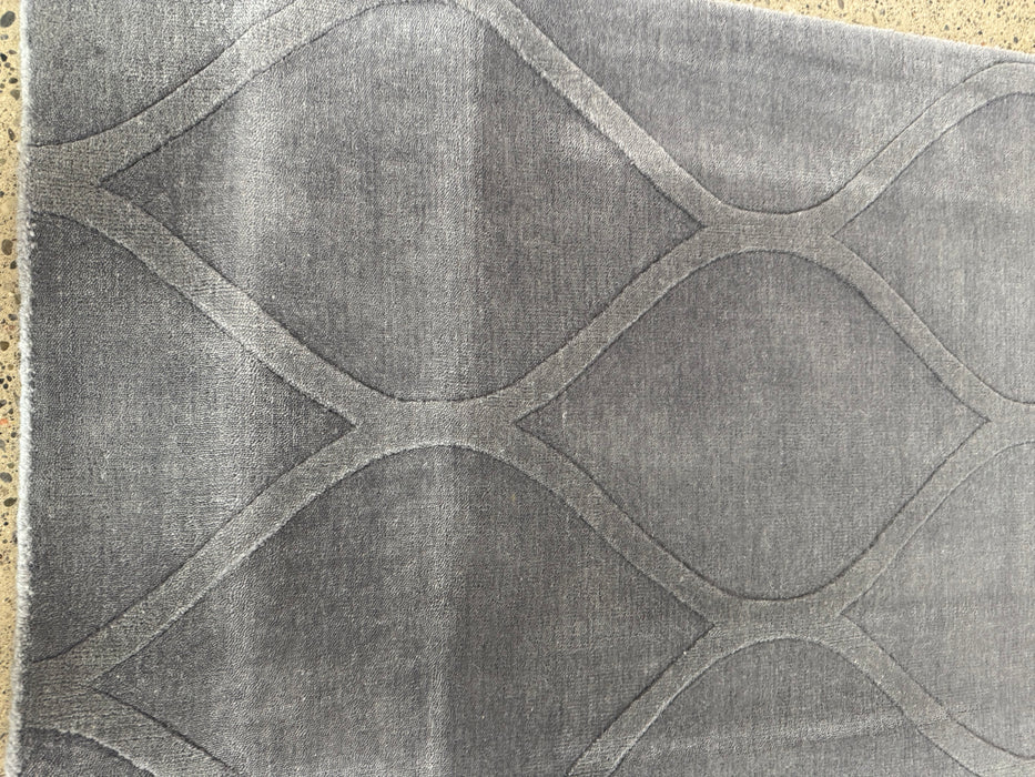 2'x3' 100% Wool Nepali Hand Knotted Area Rug