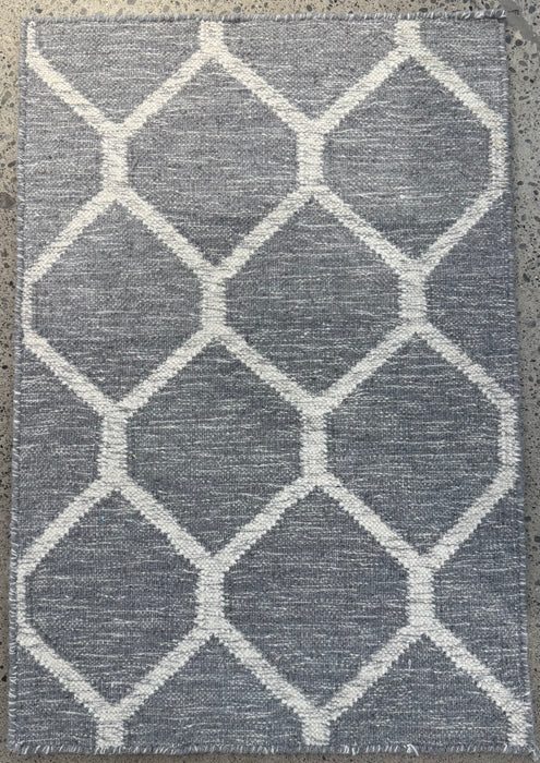 2'x3' 100% Wool Nepali Hand Knotted Area Rug