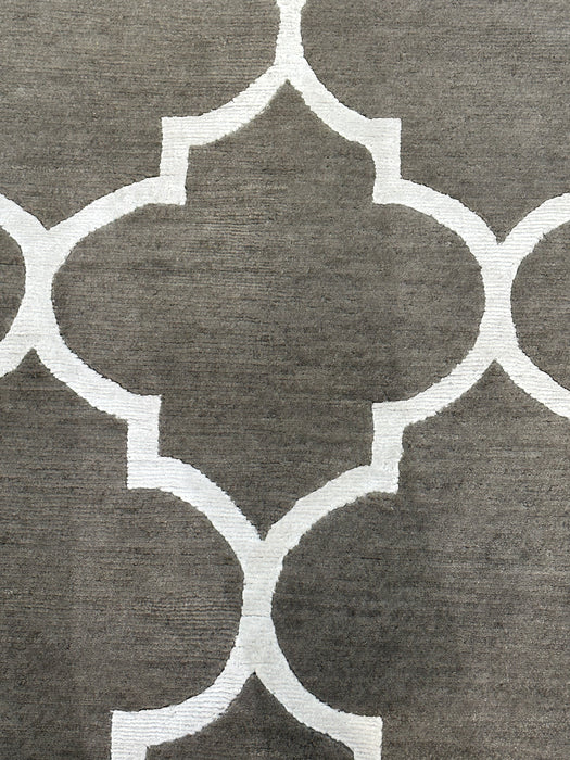 2'9" x 9'11" Modern Indian Silk/Wool Hand-Knotted Area Rug