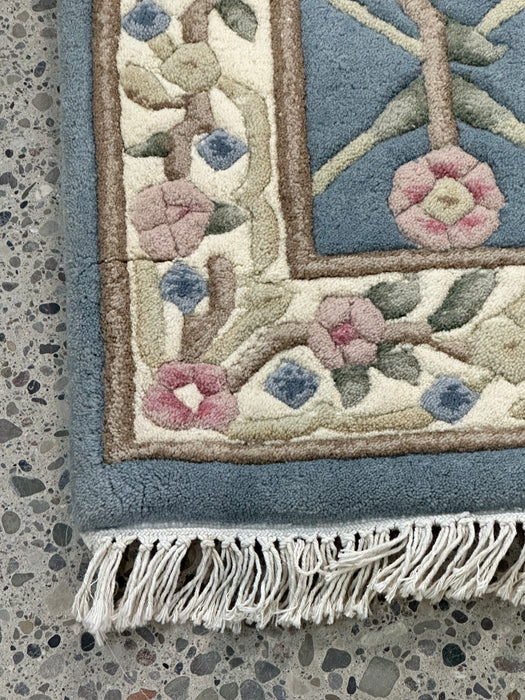2'6" x 8'2" Nepali 100 % Wool Hand-knotted