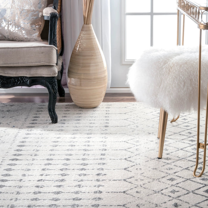 Moroccan Diamond Stripe Area Rug – Ivory / Grey – 8' x 11'