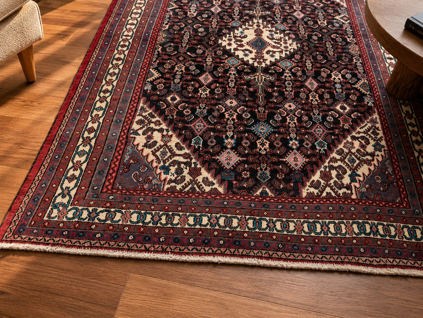 9'8" x 7'0" Handmade Persian Wool Rug wool texture and pattern detail