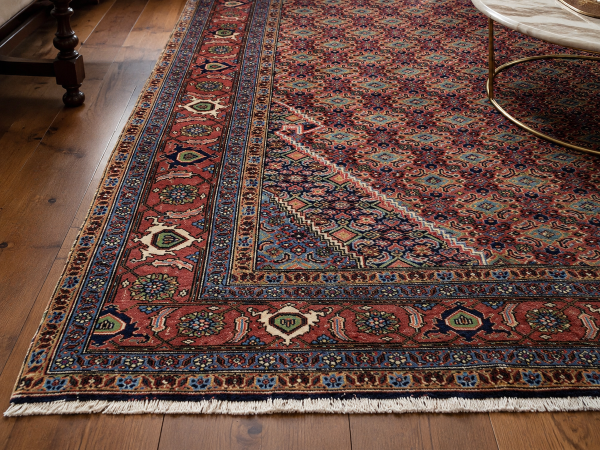 9'5" x 6'4" Handmade Persian Wool Rug wool texture and pattern detail