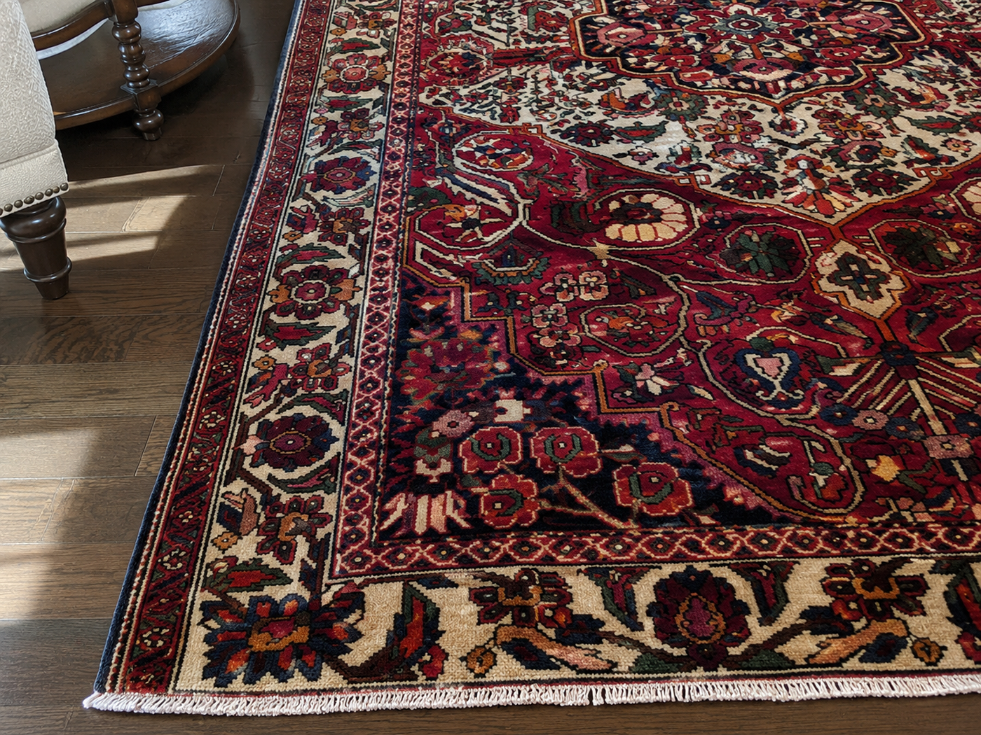 10'0" x 7'0" Handmade Persian Wool Rug wool texture and pattern detail