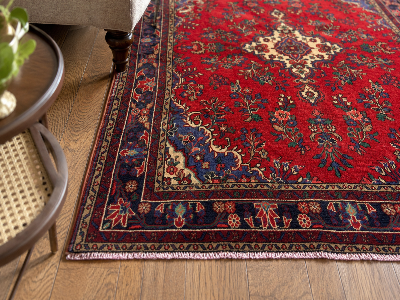 9'9" x 6'9" Handmade Persian Wool Rug wool texture and pattern detail