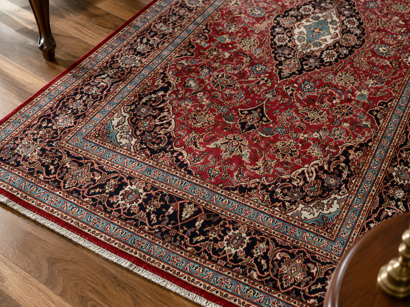 9'5" x 6'2" Handmade Persian Wool Rug wool texture and pattern detail