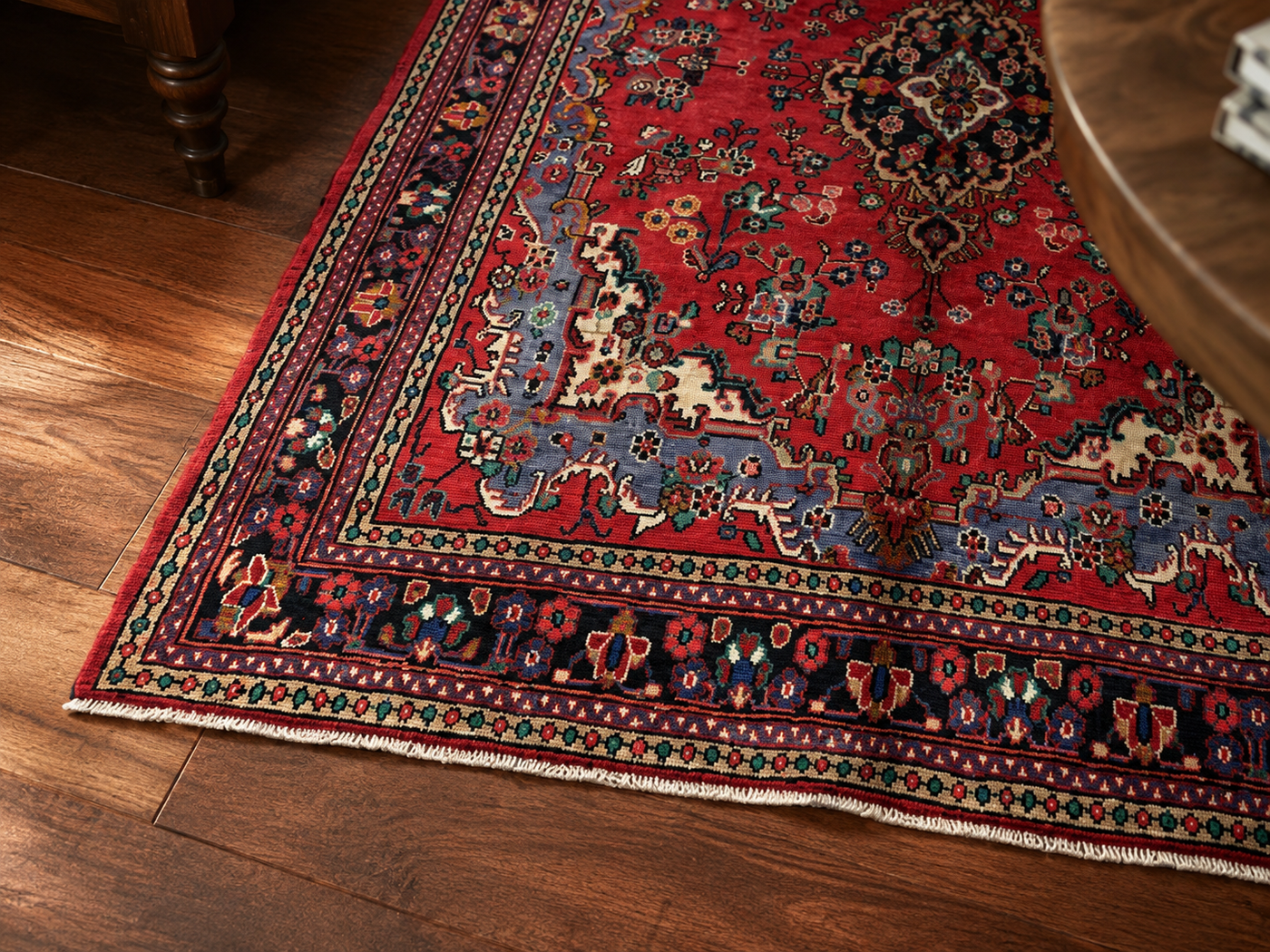 10'0" x 7'3" Handmade Persian Wool Rug wool texture and pattern detail