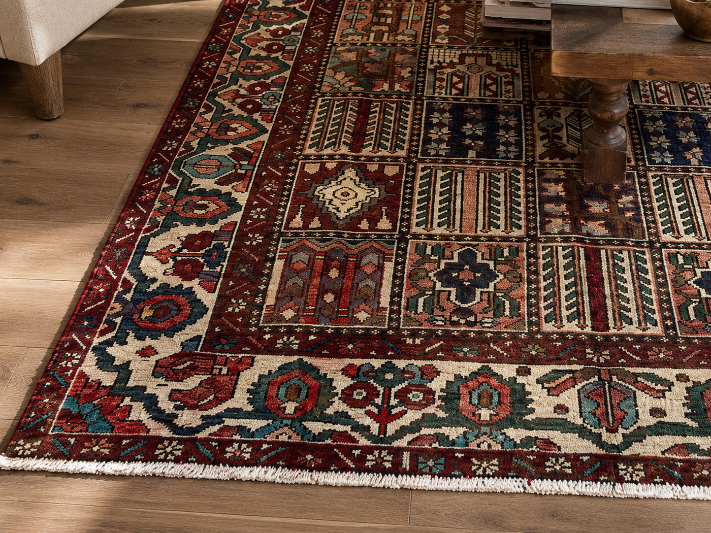 9'5" x 6'7" Handmade Persian Wool Rug wool texture and pattern detail