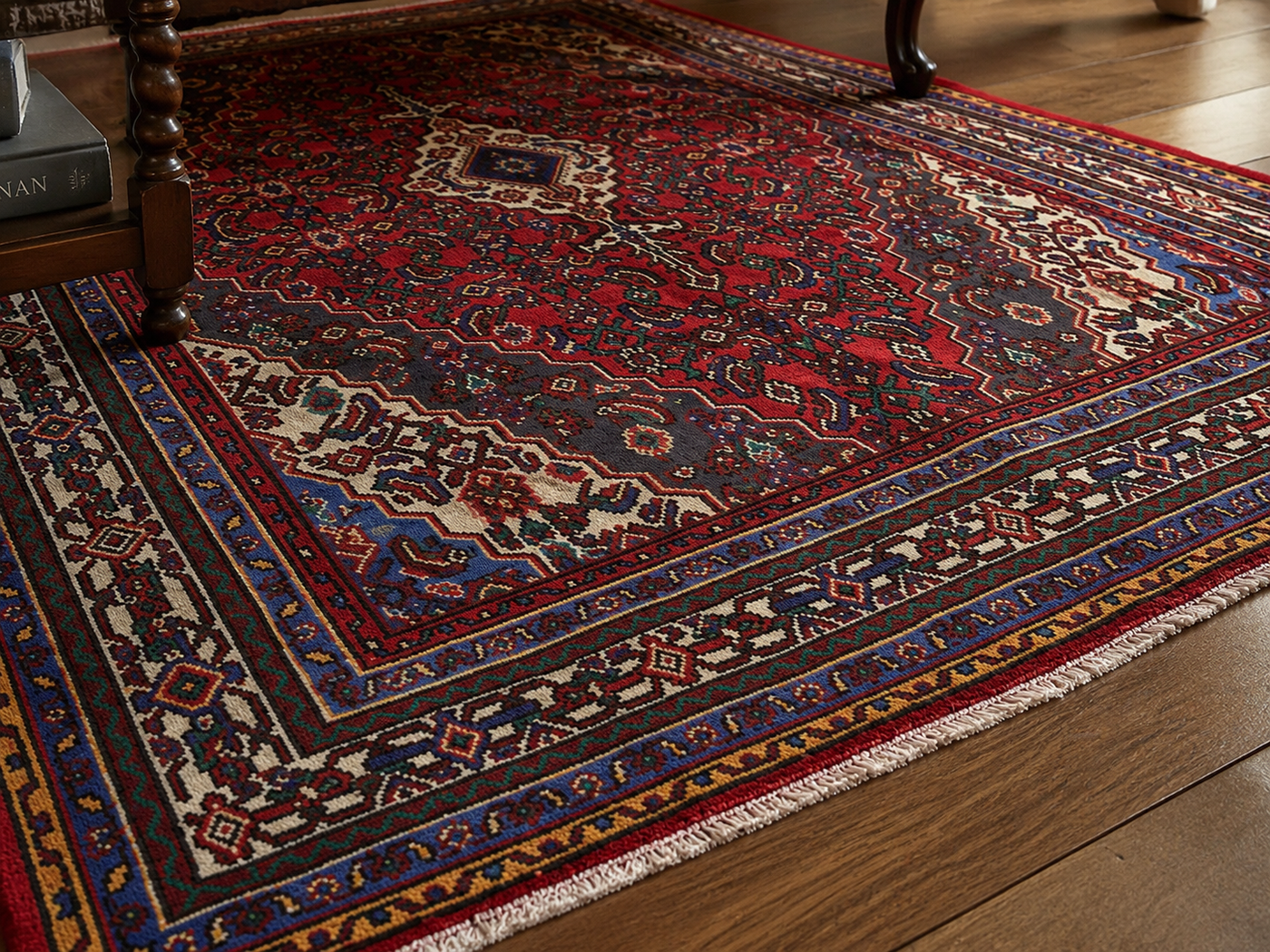 9'10" x 6'10" Handmade Persian Wool Rug wool texture and pattern detail