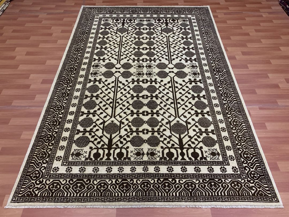 7'x10' Hand-Knotted Chobi Ivory/Brown Area Rug – KB Rugs