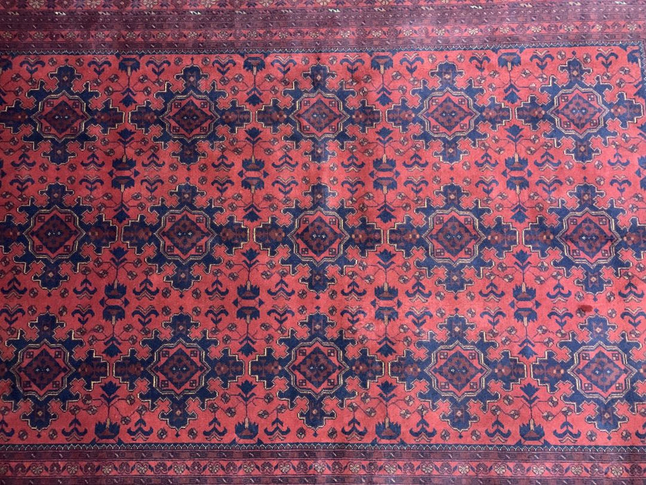 7' x 10' Tribal Hand Knotted 100% Wool Area rug